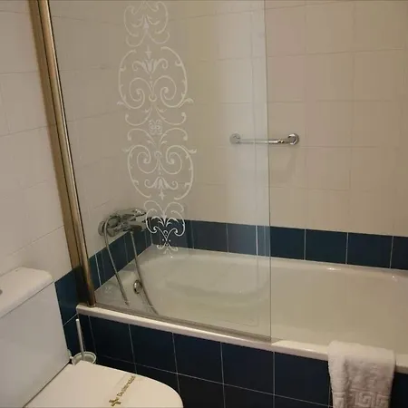 La Fuente Konukevi Buera